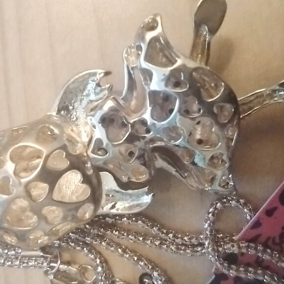 BETSEY JOHNSON DANCING REDHEAD GIRL LARGE CHARM NECKLACE - Picture 5 of 6